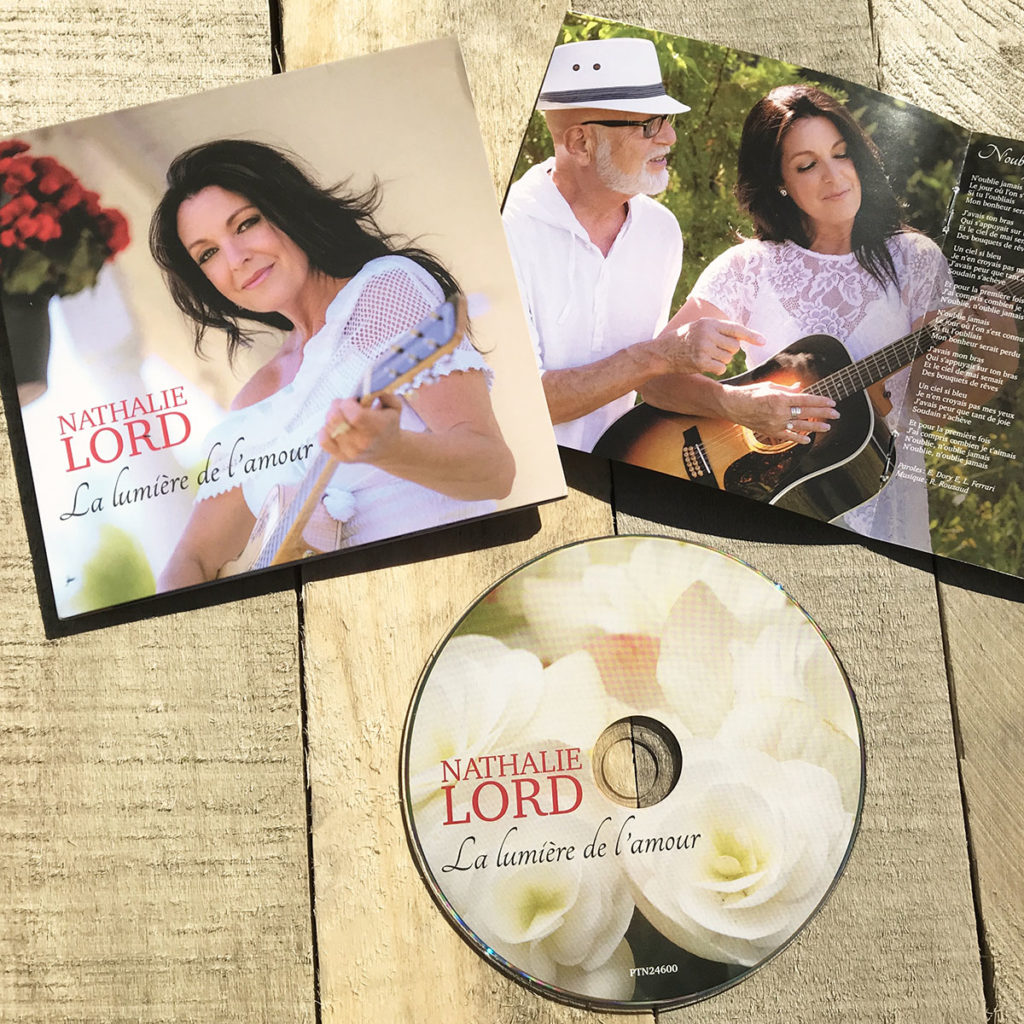 Pochette de CD digipack, CD et livret