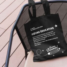 gros plan sac fièvre éducative