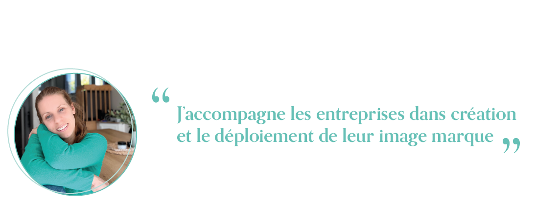 Karine Pothier, graphiste et artiste peintre chez Akwa design.