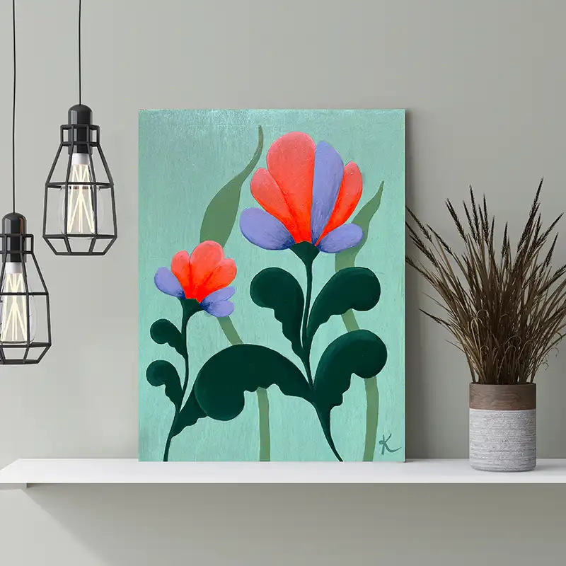 Gros plan d'un toile créée par l'artiste peintre québécoise Karine Pothier. Fait partie de la collection bois en floraison. Elle représente des fleurs dans un mélange de couleurs complémentaires allant du vert sauge au rose fluo.